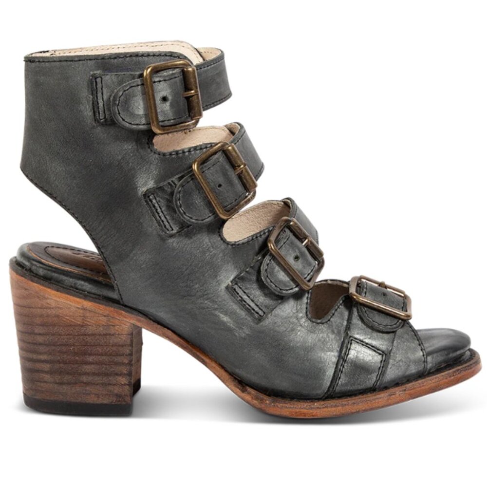 FreeBirds Quail Booties in Women's size 7